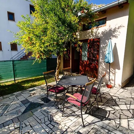 Adria Apartment *