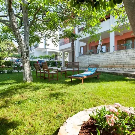 Apartment Adria *
