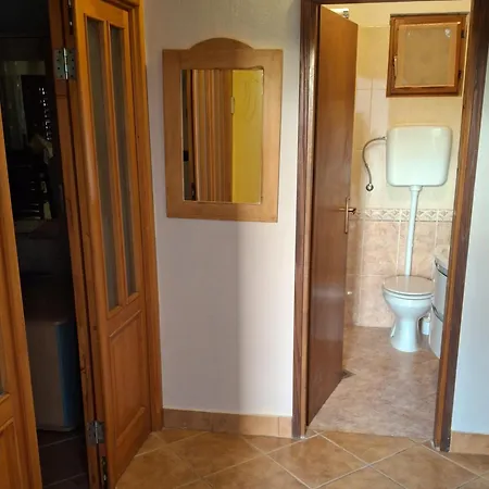 Adria Apartment *
